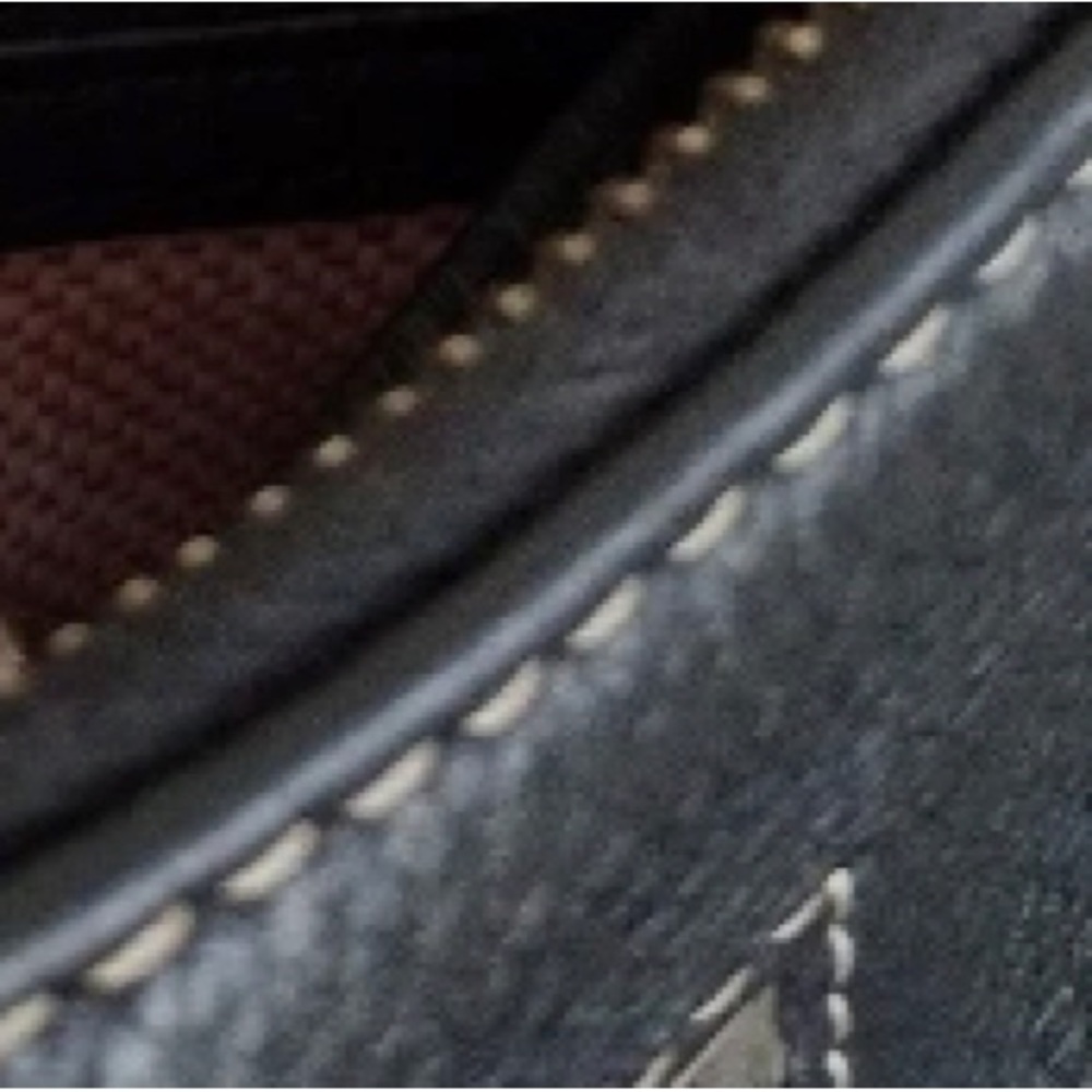 Dooney and bourke bag - Picture 5 of 6